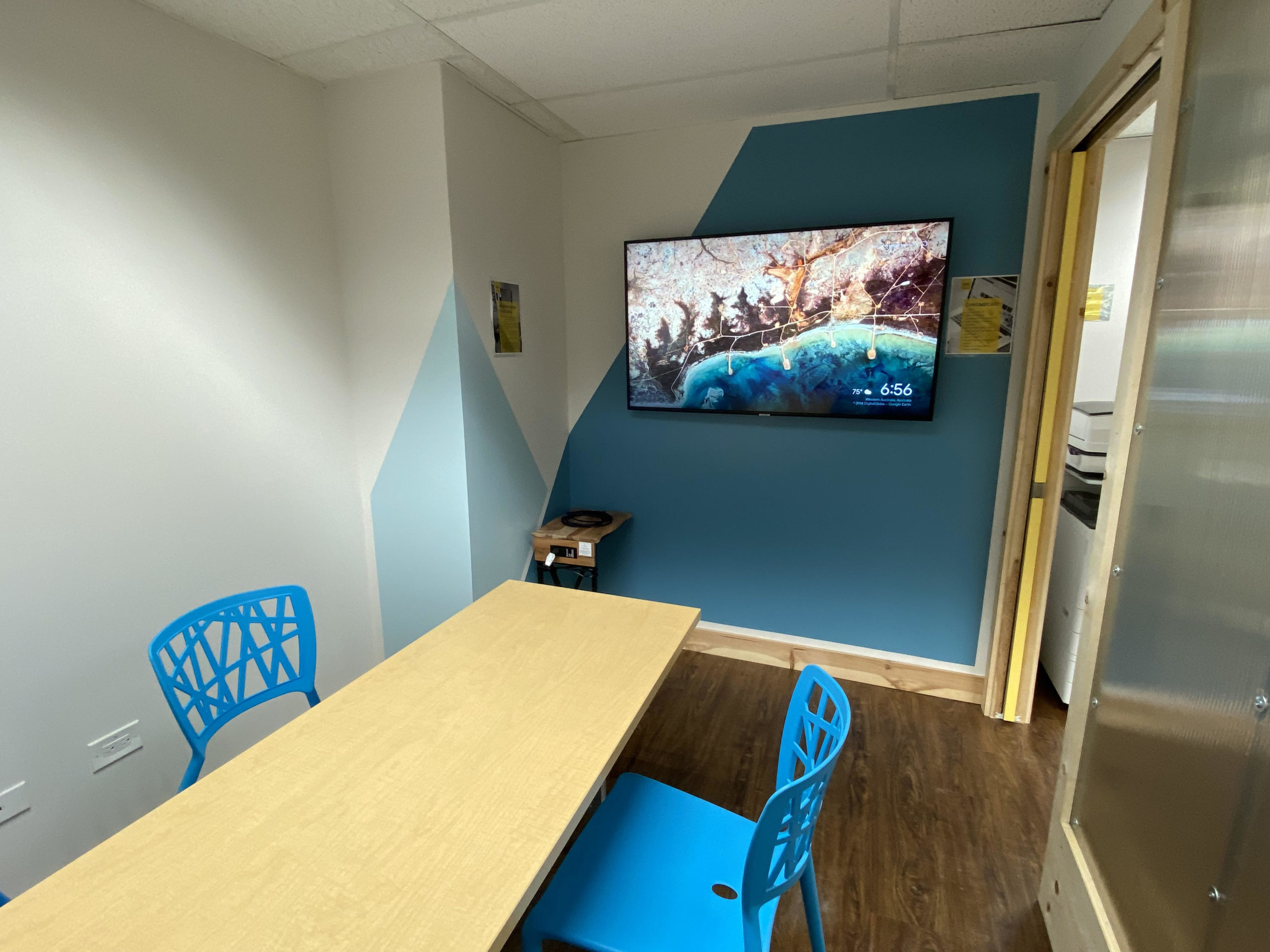 entry mtg room